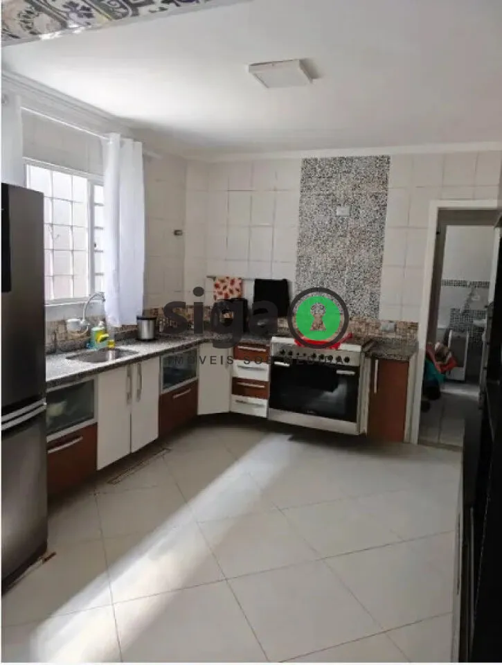 Imagem Sobrado com 3 Suítes e 2 Vagas na Vila Sônia - Conforto e Ótima Localização!
