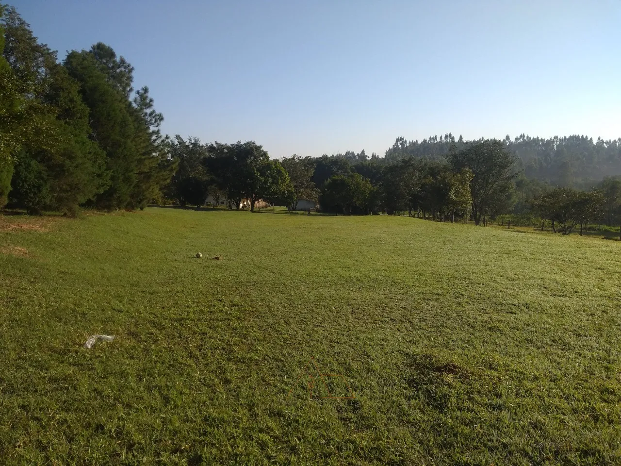 Imagem Sitio em Itu-SP: 3 quartos, 1 suíte, sala ampla, 3 banheiros, 23.000m² de área no Parque Nossa Senhora da Candelária