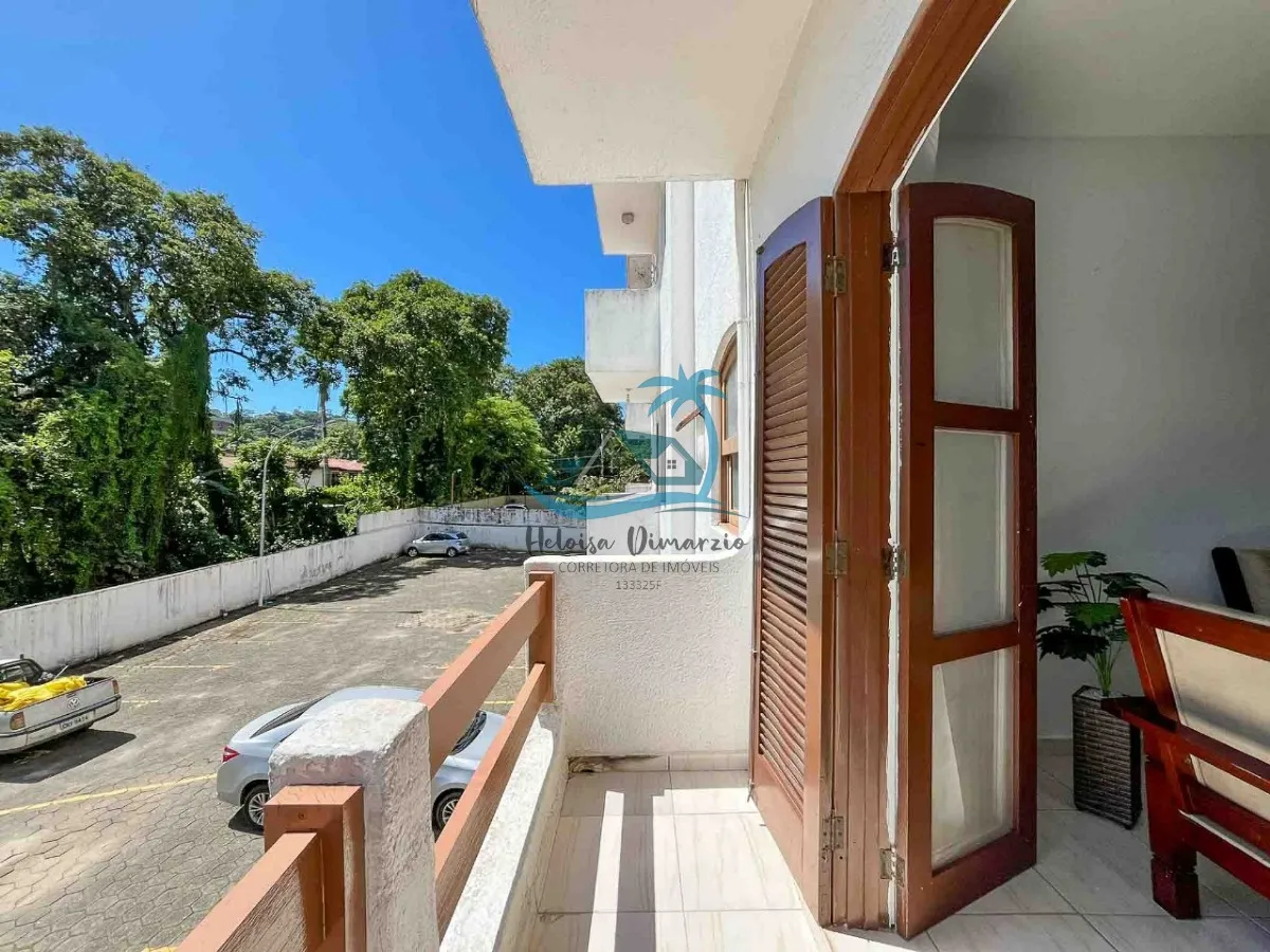 Imagem Apartamento com 2 dormitórios à venda no Tenório em Ubatuba a 350 metros da praia