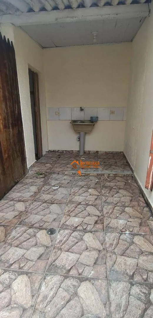 Imagem Casa com 3 dormitórios à venda, 311 m² por R$ 660.000,00 - Jardim Rosa de Franca - Guarulhos/SP