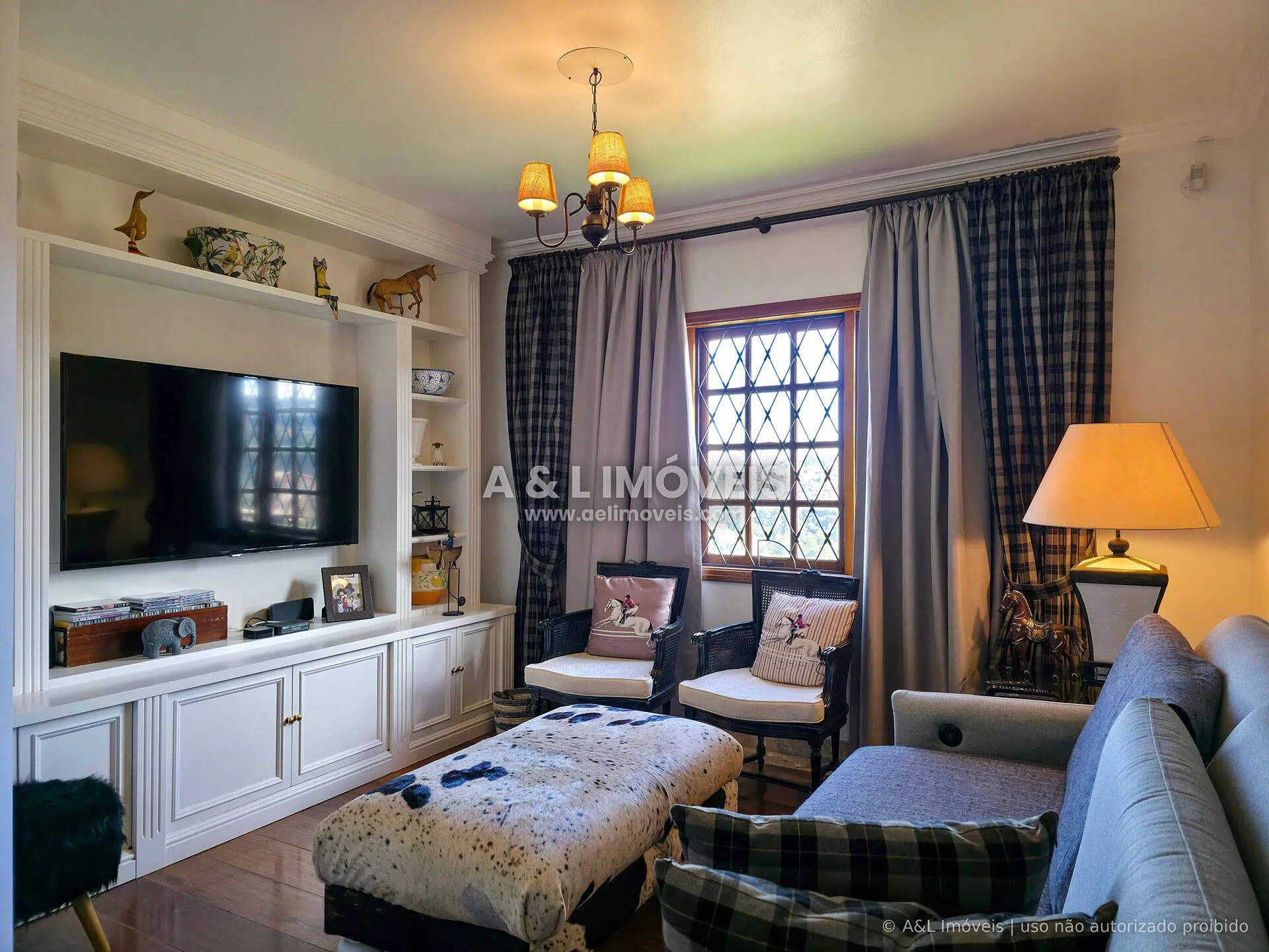 Imagem Casa no Saint Patrick em Campos do Jordão | 4 suítes, 348,50 m²