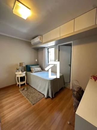 Imagem Apartamento | Ponta Verde | 3 Suítes | 121M2 | Reformado | Nascente | Varanda | 3 Vagas