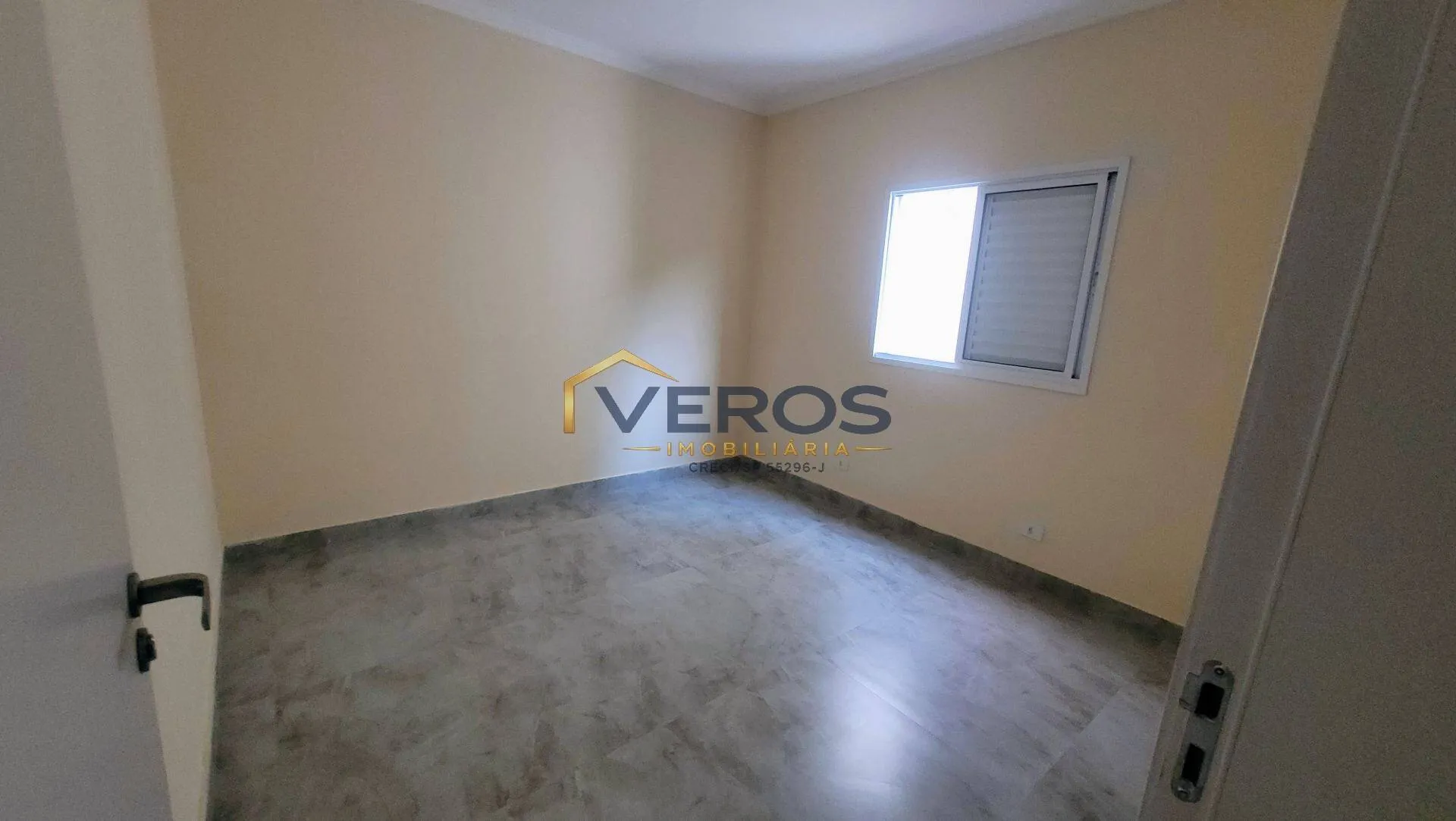 Imagem Apartamento para alugar no Ed Talhamar em Caraguatatuba - Piscina