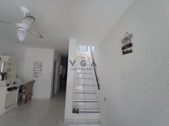 Imagem Sobrado para Venda em São Paulo, Penha de França, 2 dormitórios, 2 banheiros, 1 vaga