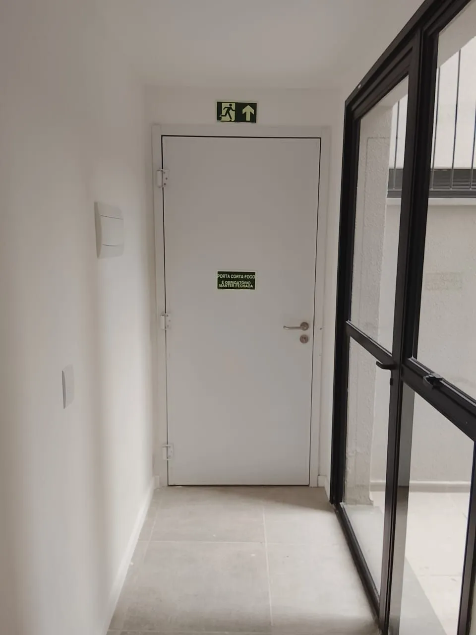 Imagem AMPLO APTO GARDEN CIDADE BAIXA 1 DORMITÓRIO 2 PÁTIOS
