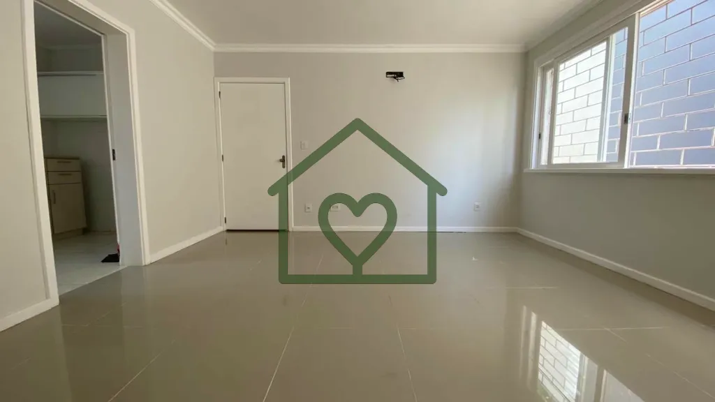 Imagem Apartamento de 3 dormitórios na Santos Neto - Petrópolis! 
Amplo, desocupado, são 128,00m2 de ár...