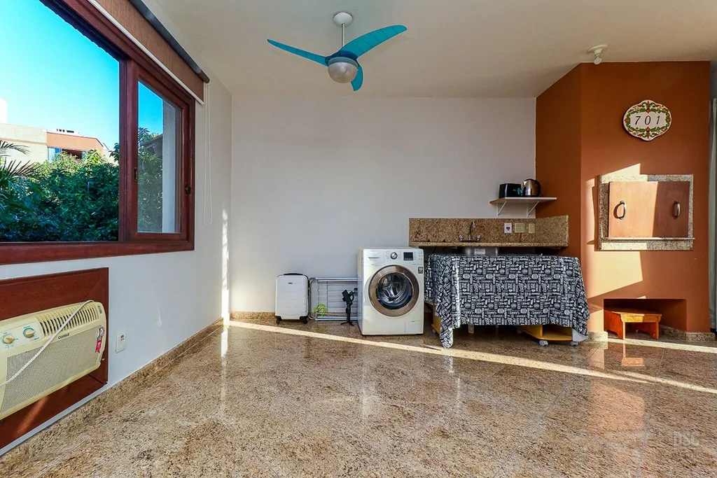 Imagem Casa de Condomínio em Chácara das Pedras