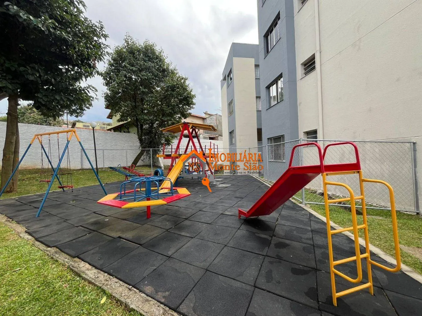 Imagem Apartamento com 2 dormitórios à venda, 48 m² por R$ 224.000,00 - Jardim Adriana - Guarulhos/SP