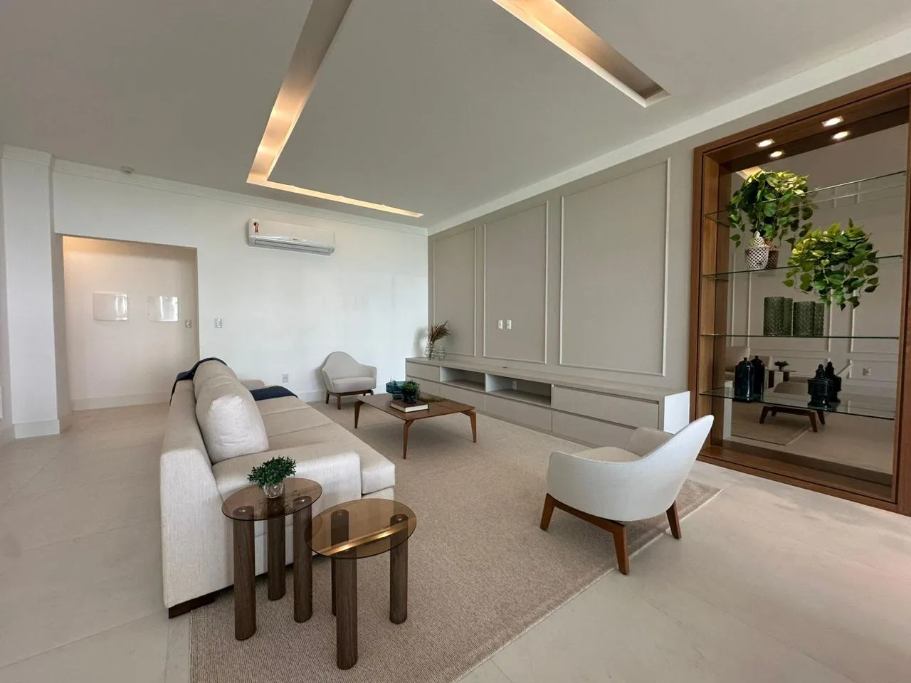 Imagem Apartamento à venda com 294m2 por R$ 3.200.000,00