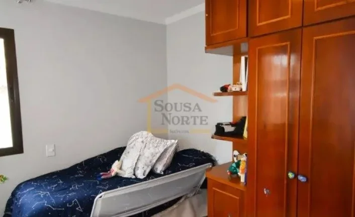 Imagem Apartamento com 3 dormitórios, sendo 1 suíte, totalizando 4 banheiros. Possui 150 m² de área, lo...