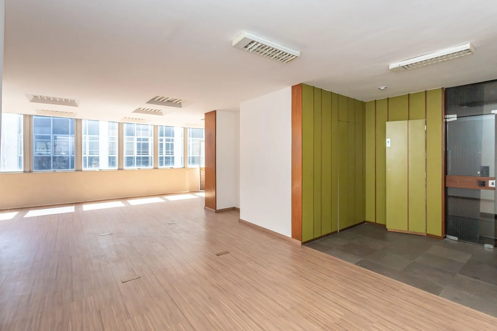 Imagem Sala Comercial em Centro Histórico