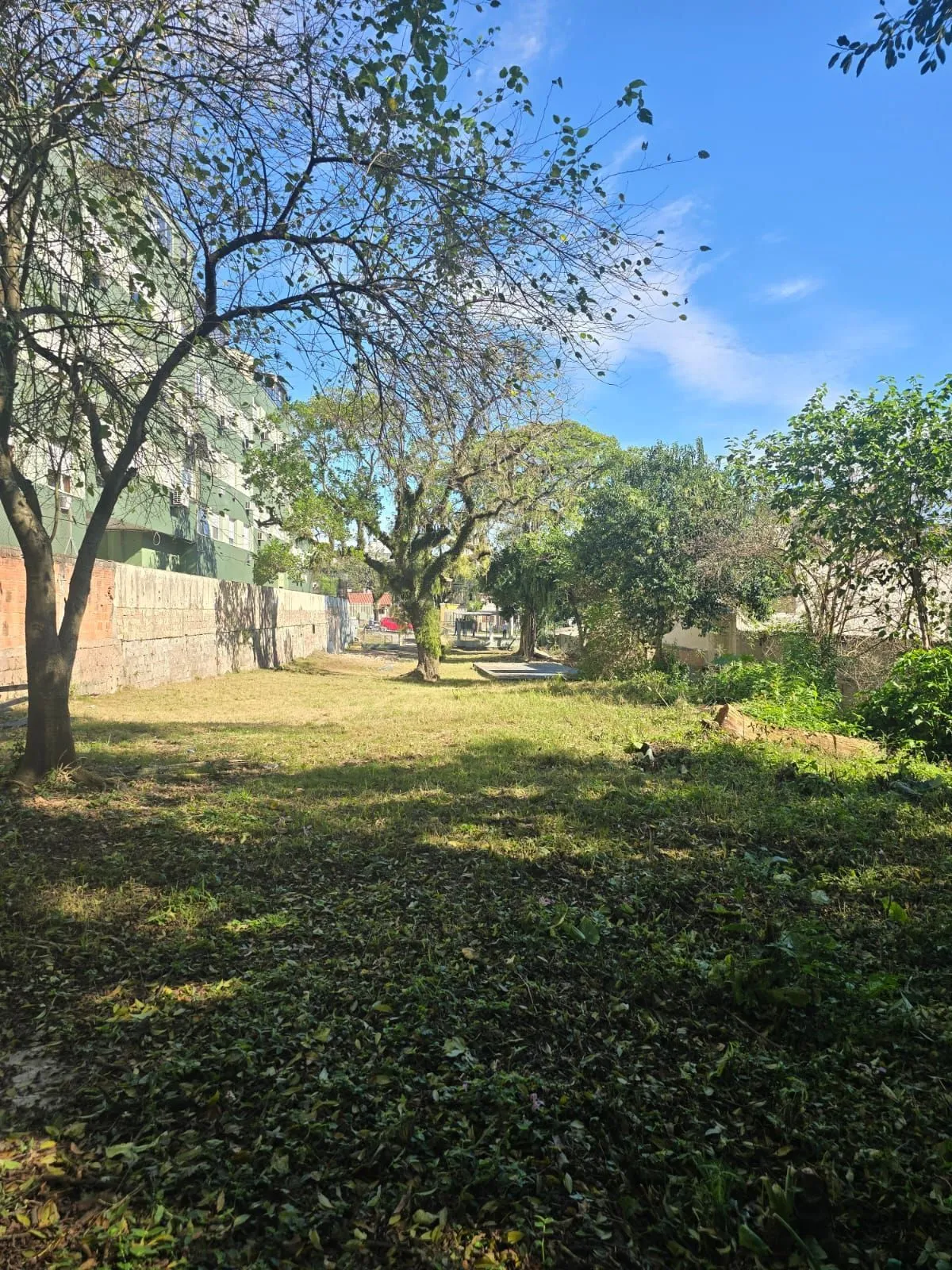 Imagem Terreno desocupado, localizado na Rua Doutor Campos Velho