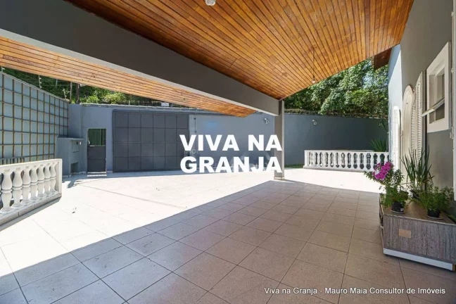 Imagem Casa com 5 quartos, sendo 4 suítes na Granja Viana - Carapicuíba/SP