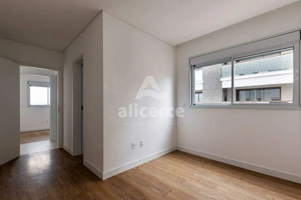 Imagem Apartamento com 2 dormitórios e 01 suítes, no bairro Kobrasol - São José/SC