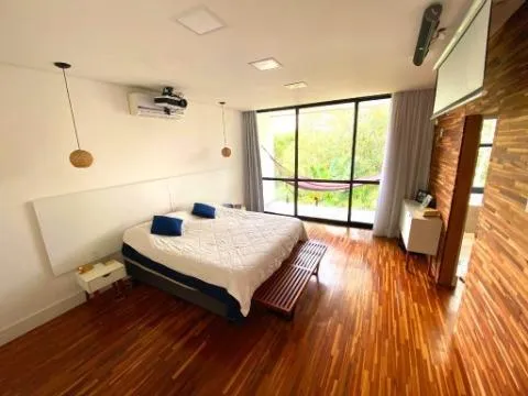 Imagem VENDA E LOCAÇÃO DE CASA NO CONDOMÍNIO REAL PARK, EM ARUJÁ/SP, 390m² com 3 suítes, piscina aquecida, 04 salas e garagem para 04 autos. CONSULTE-NOS
