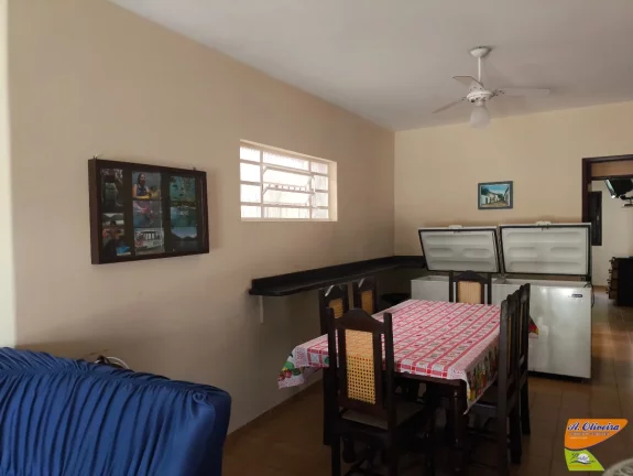 Imagem Linda casa +edícula próximo a praia