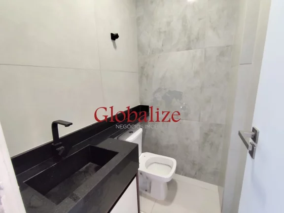 Imagem Casa Sobreposta Alta com 4 suítes, piscina e duas vagas no bairro do Boqueirão por R$2.085.000,00