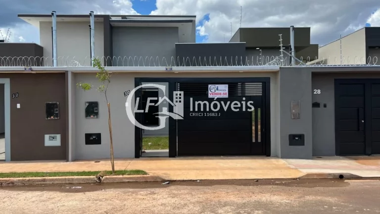 Imagem Casa à venda em Campo Grande - MS, Residencial Figueiras do Parque: 3 quartos, 1 suíte, sala, 1 banheiro, 1 vaga, 106 m².
