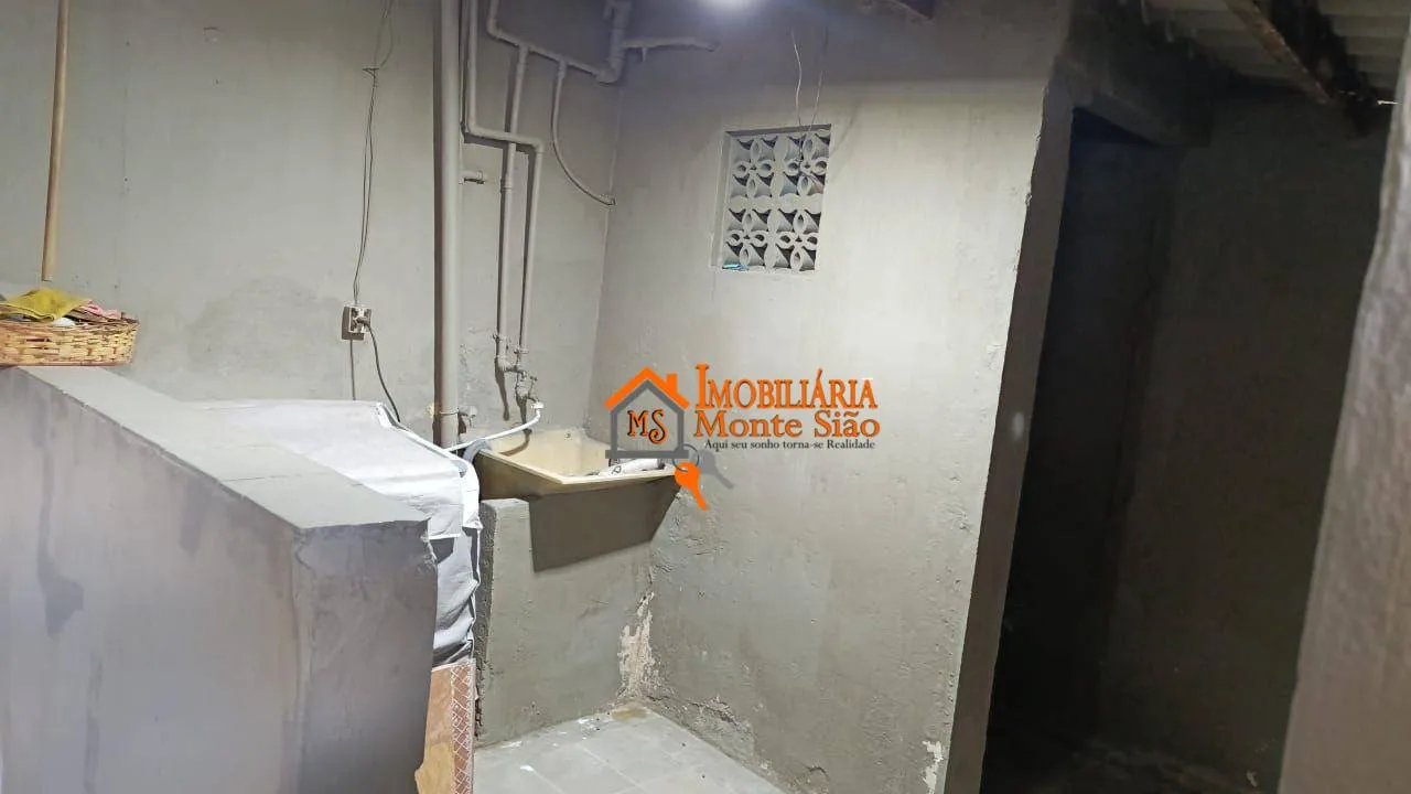 Imagem Sobrado com 6 dormitórios à venda, 280 m² por R$ 795.000,00 - Vila Flórida - Guarulhos/SP