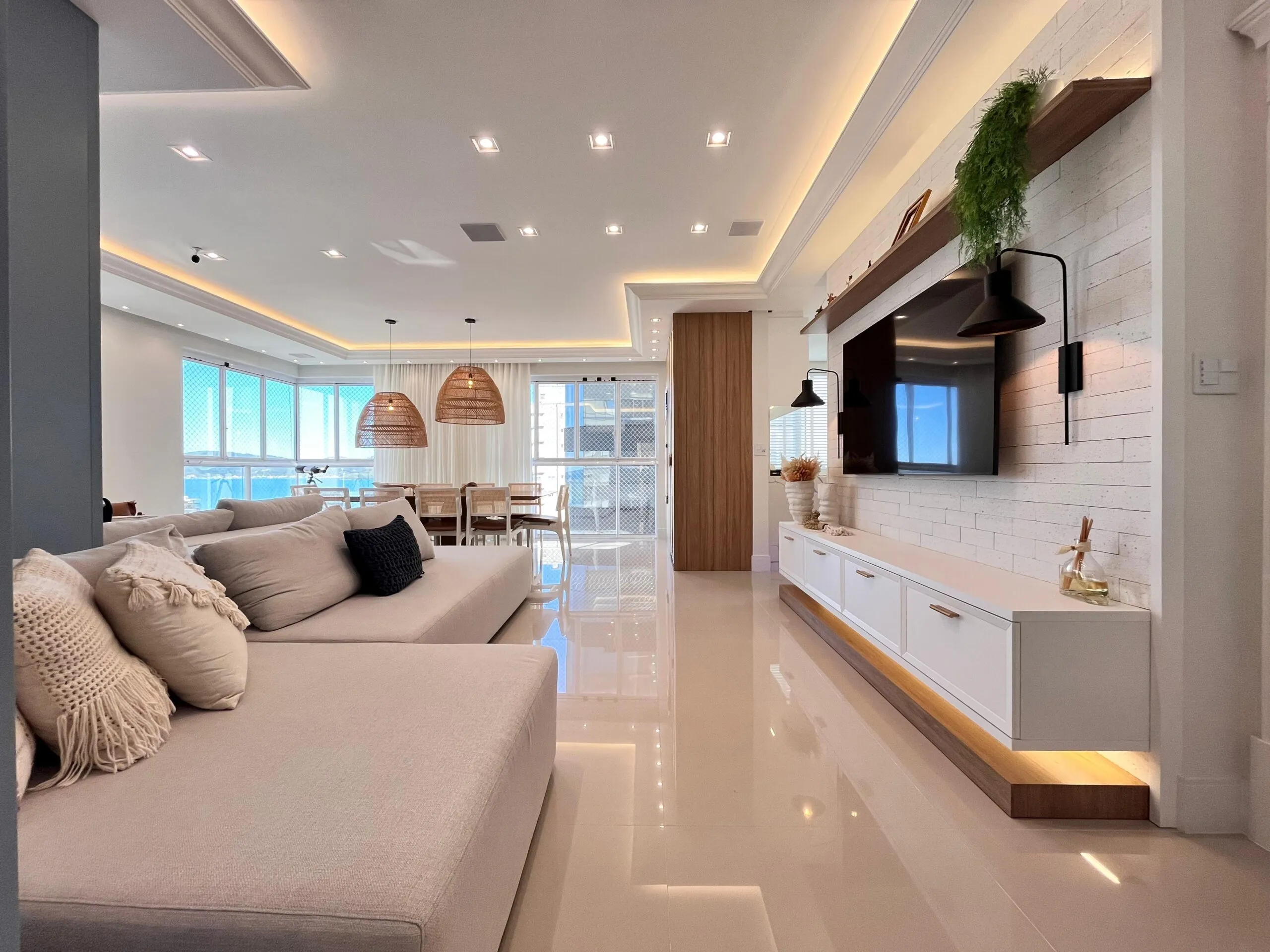 Imagem Apartamento com vista para o mar à venda com 150m2 por R$ 5.950.000,00