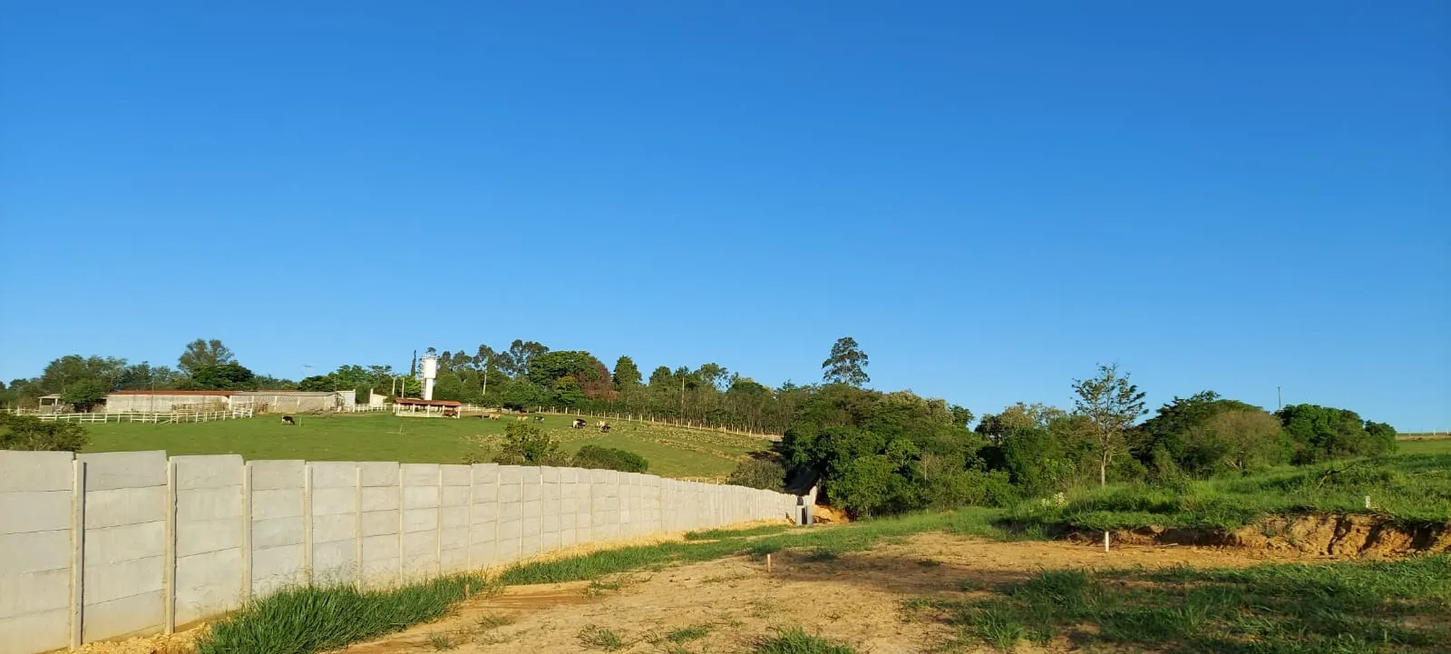 Imagem Terreno em loteamento em Araçoiaba