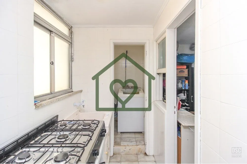 Imagem Descubra o charme único deste duplex reformado e em ótimas condições no coração do Centro Hist...