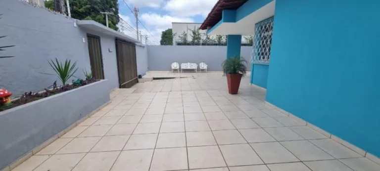 Foto do imóvel Casa com 4 Quartos para Alugar, 1 m² em Sítio Leal - São Luís