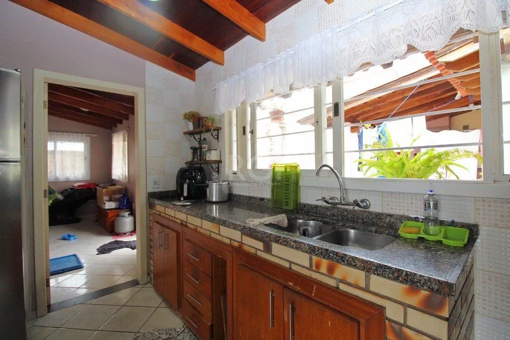 Imagem Casa para Venda - 264m², 3 dormitórios, 2 vagas - Santa Tereza