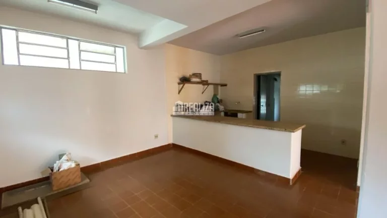 Imagem Imóvel com 6 dormitórios à venda no Bairro Boa Vista, Uberaba