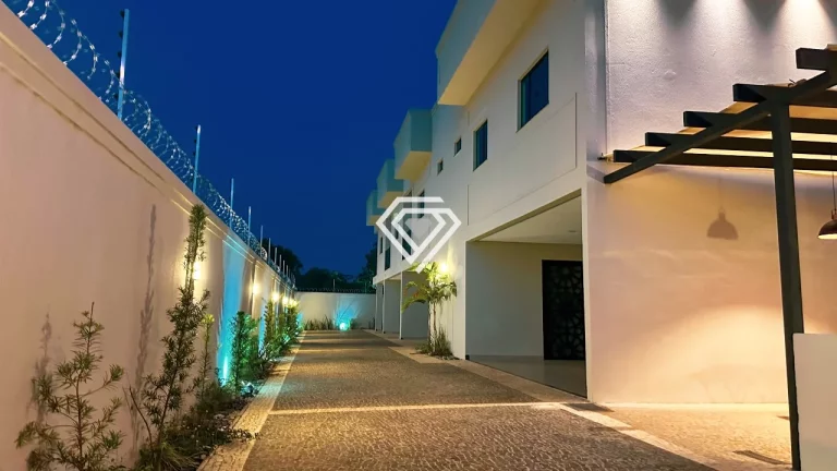 Imagem Sobrado 4 Quartos sendo uma Suítes, 196 m² à venda na 407 Sul- Residencial Amarante