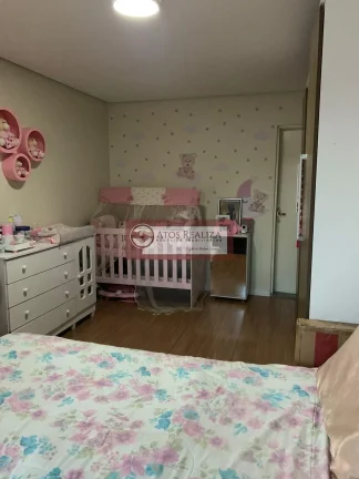 Imagem Vendo SUPER imóvel no Jardim casa grande. Lindo sobrado em uma Área total de 380m², com área útil 215m², esse imóvel conta com 3 Dormitórios, sendo 2 Suítes com Closet, sala de Tv, sala e cozinha conceito aberto, 2 vagas de garagem cobertas, muitos espaço