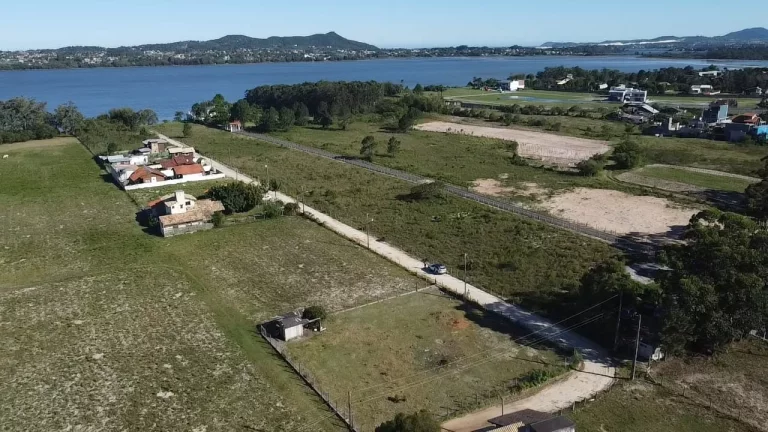 Imagem Terreno à venda em Garopaba-SC, bairro Campo Duna, 1.158 m² de área, próximo à Lagoa