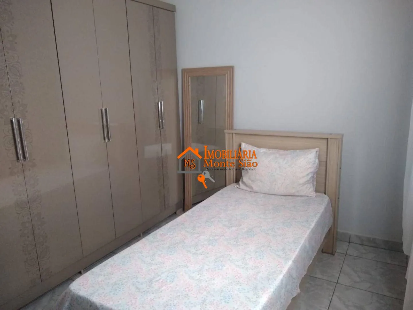 Imagem Sobrado com 4 dormitórios à venda, 120 m² por R$ 405.000 - Jardim Jovaia - Guarulhos/SP