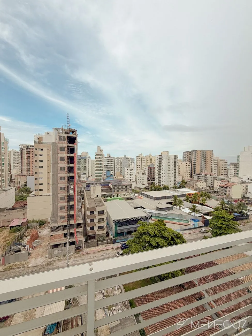 Imagem Apartamento quarto e sala a venda na Praia do Morro, em prédio novo, com lazer