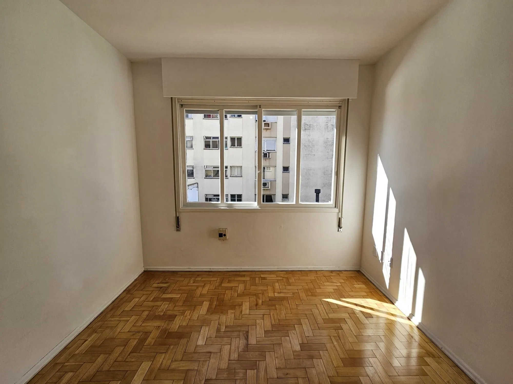 Imagem Apartamento 2 dormitórios com elevador na Cristóvão