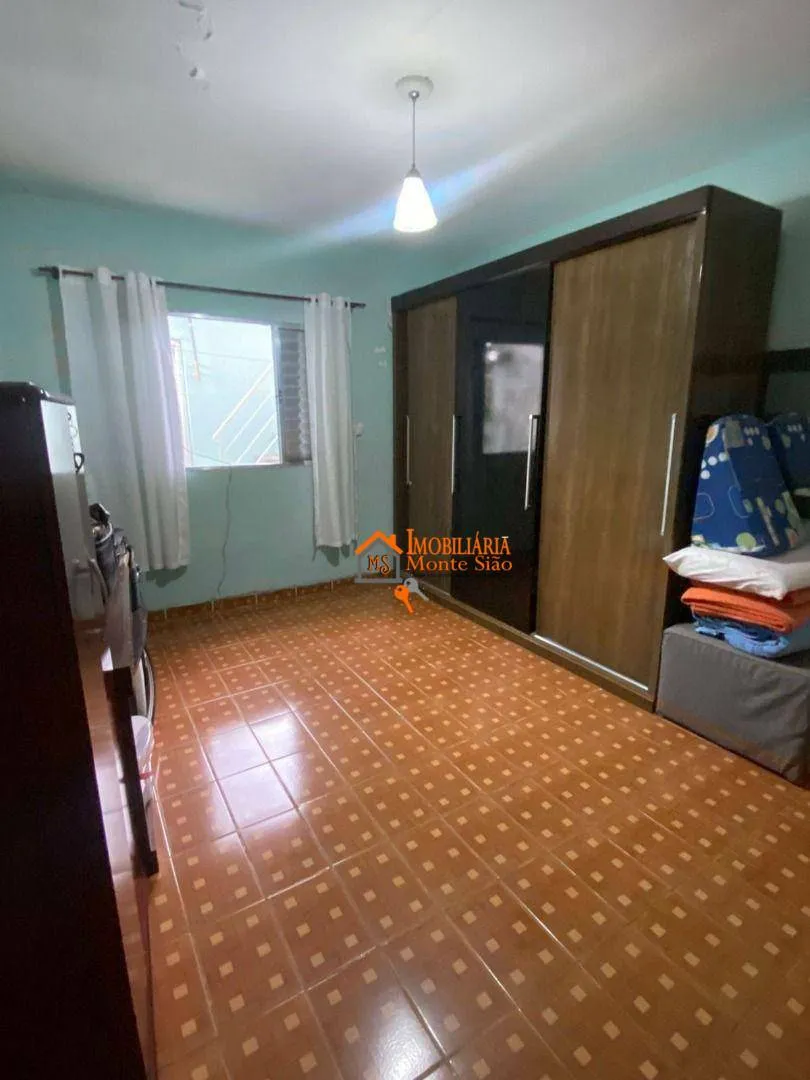 Imagem Oportunidade Única! Casa Térrea com 3 Quartos, Suíte e Quartos Extras em Localização Privilegiada em Guarulhos!