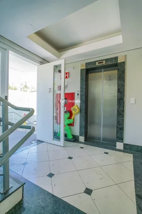 Imagem Imponente Edifício Comercial em Perdizes, São Paulo: 11 Banheiros, 17 Vagas de Garagem, 1.067m² - Venda ou Locação!