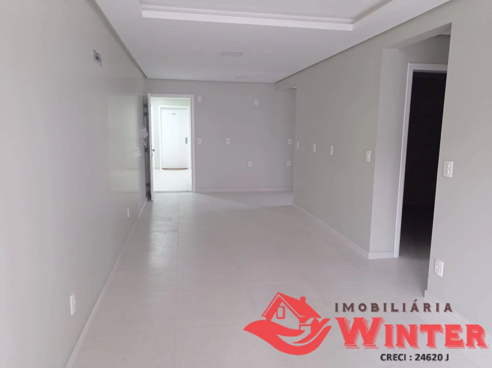 Imagem Apartamento de 2 quartos no centro de Feliz.