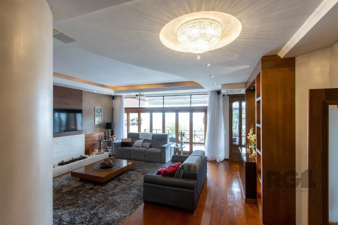 Imagem Casa para Venda com 4 dormitórios, sendo 2 suites e 4 vagas no bairro Jardim Isabel
