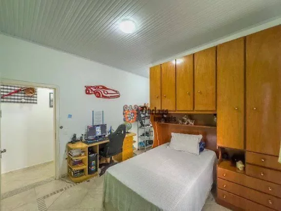 Imagem Chácara com 5 dormitórios à venda, 2000 m² por R$ 1.100.000,00 - Nova Suiça II - Valinhos/SP