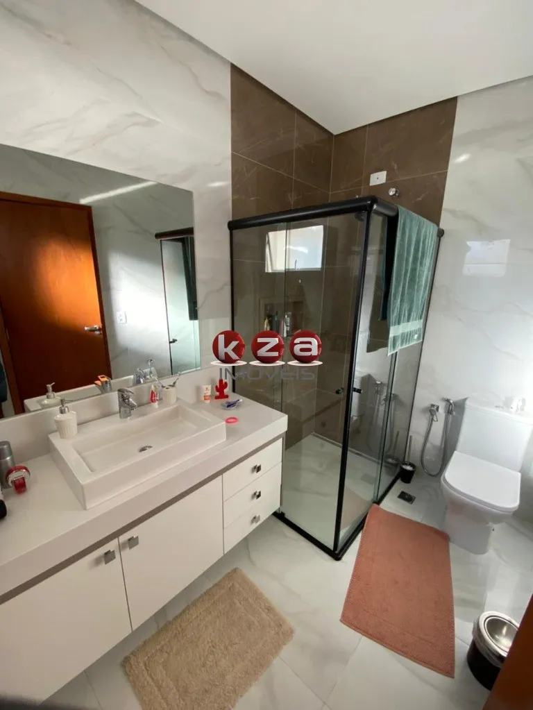 Imagem Casa em Condomínio de Luxo em Valinhos-SP - 3 Quartos, 1 Suíte, 3 Salas, 3 Banheiros, 4 Vagas - Jardim São Marcos - 268m².