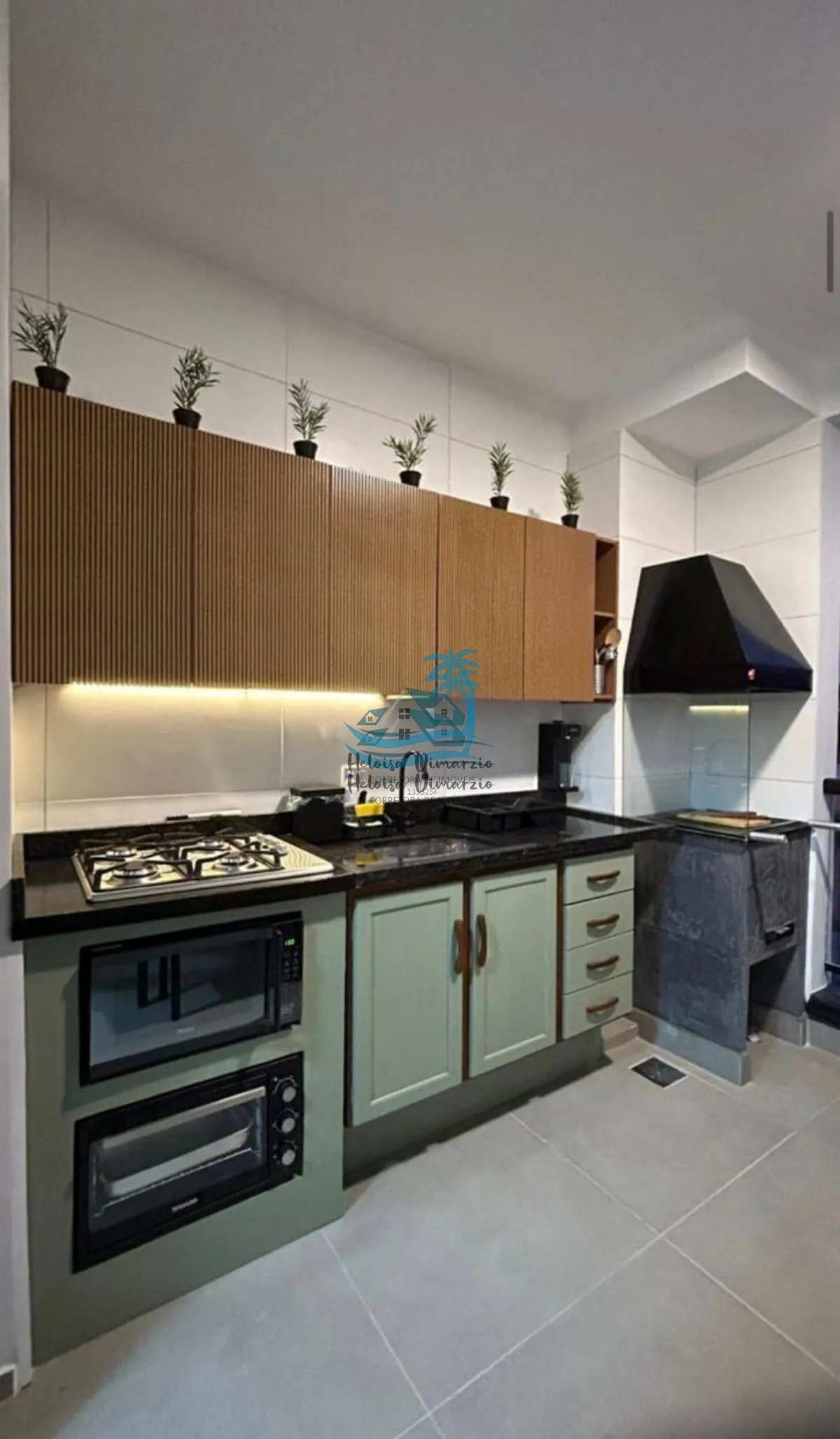 Imagem Loft à venda no Perequê-Açu em Ubatuba, a 250m do mar