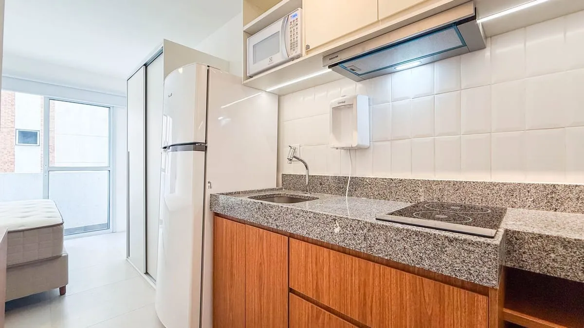 Imagem Apartamento com 1 Quarto para alugar, 17m² - Pinheiros