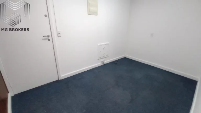 Imagem Oportunidade Imperdível: Sala Comercial de 120m² no Condomínio de Jacarepaguá, Rio de Janeiro-RJ!