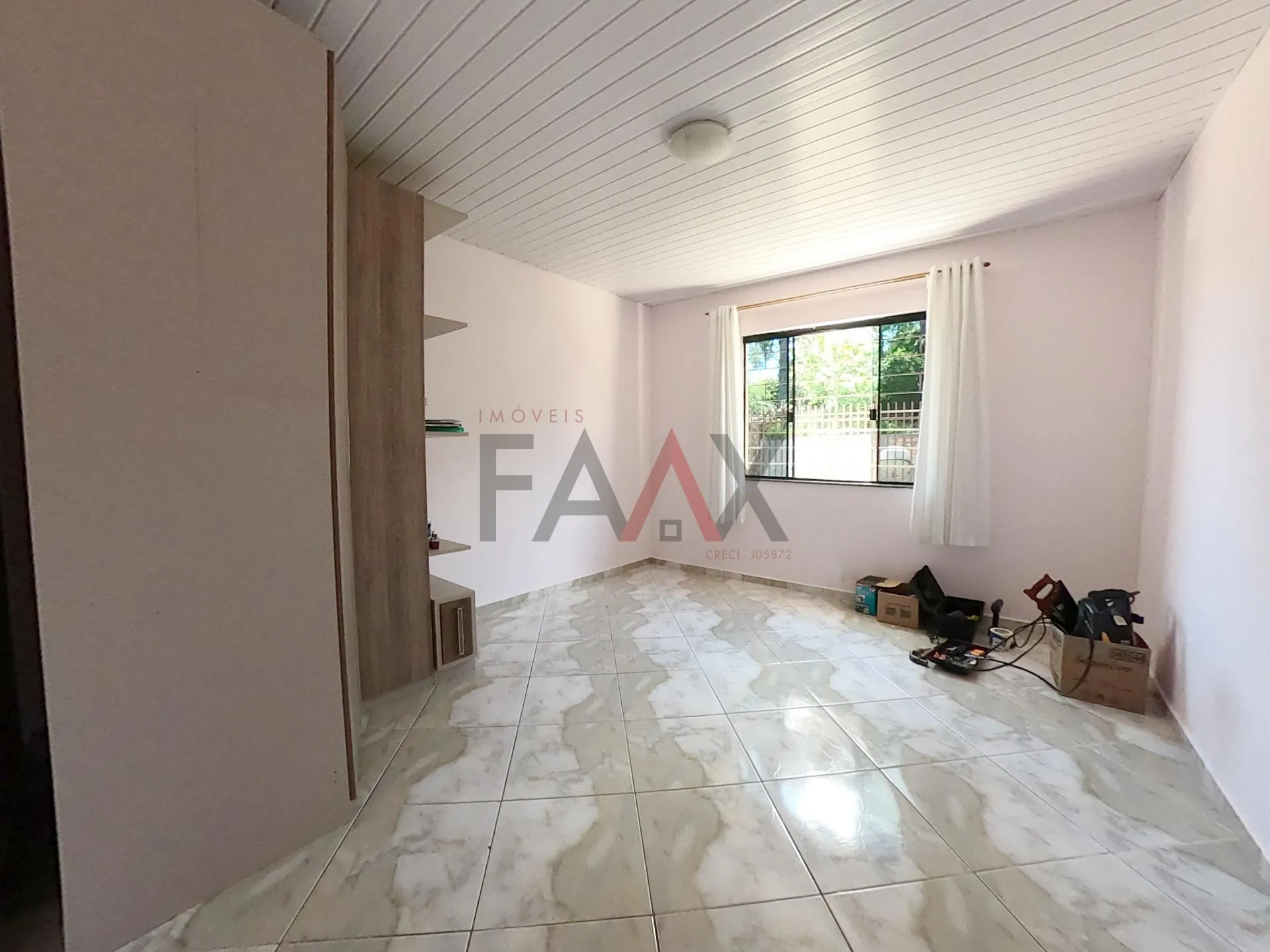 Imagem CASA À VENDA NO CENTRO, GUARAPUAVA - PR