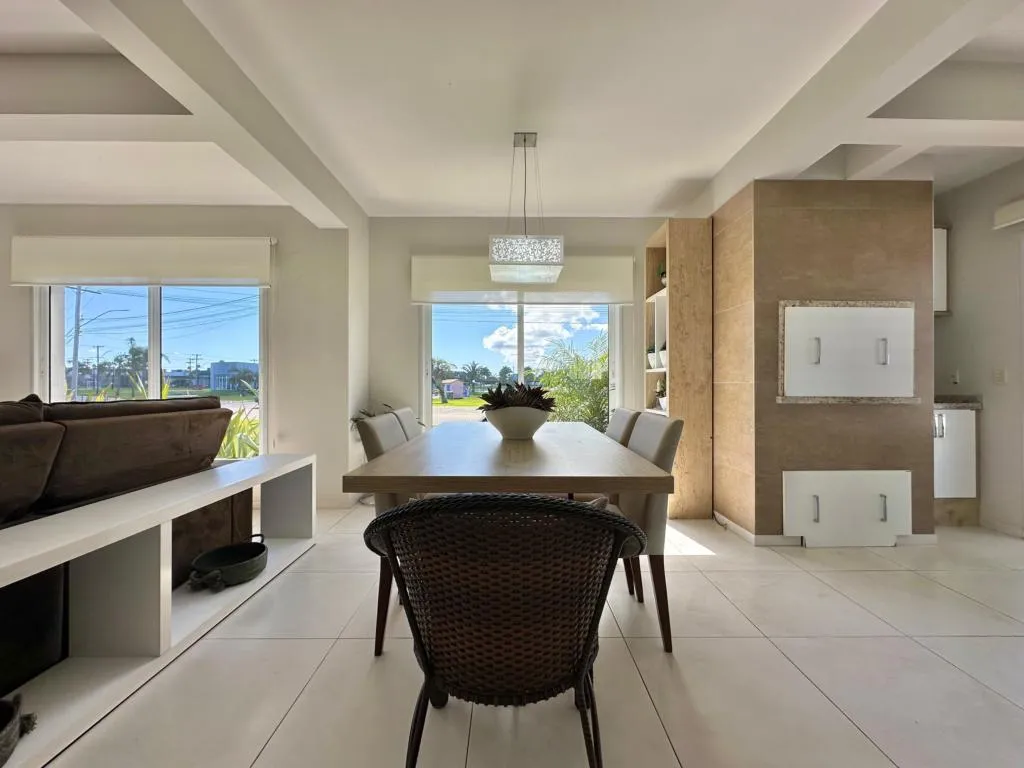 Imagem Casa em Condominio 3 Dormitórios - Bairro Dubai