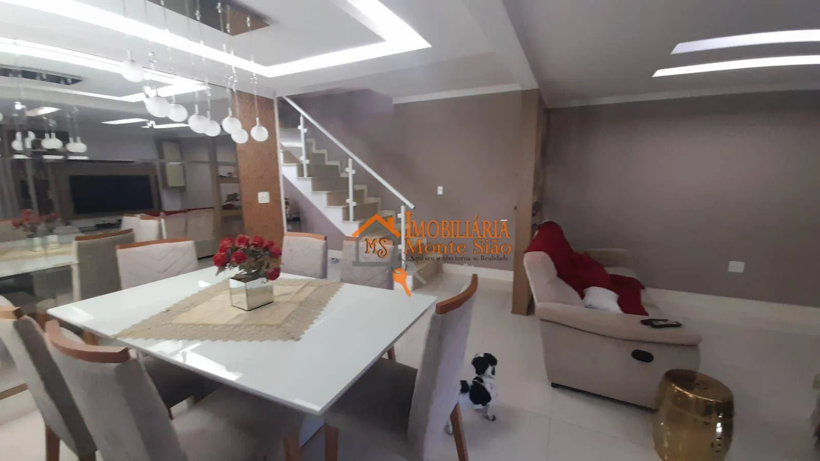 Imagem Sobrado com 3 dormitórios à venda, 380 m² por R$ 1.100.000,00 - Jardim Santa Clara - Guarulhos/SP