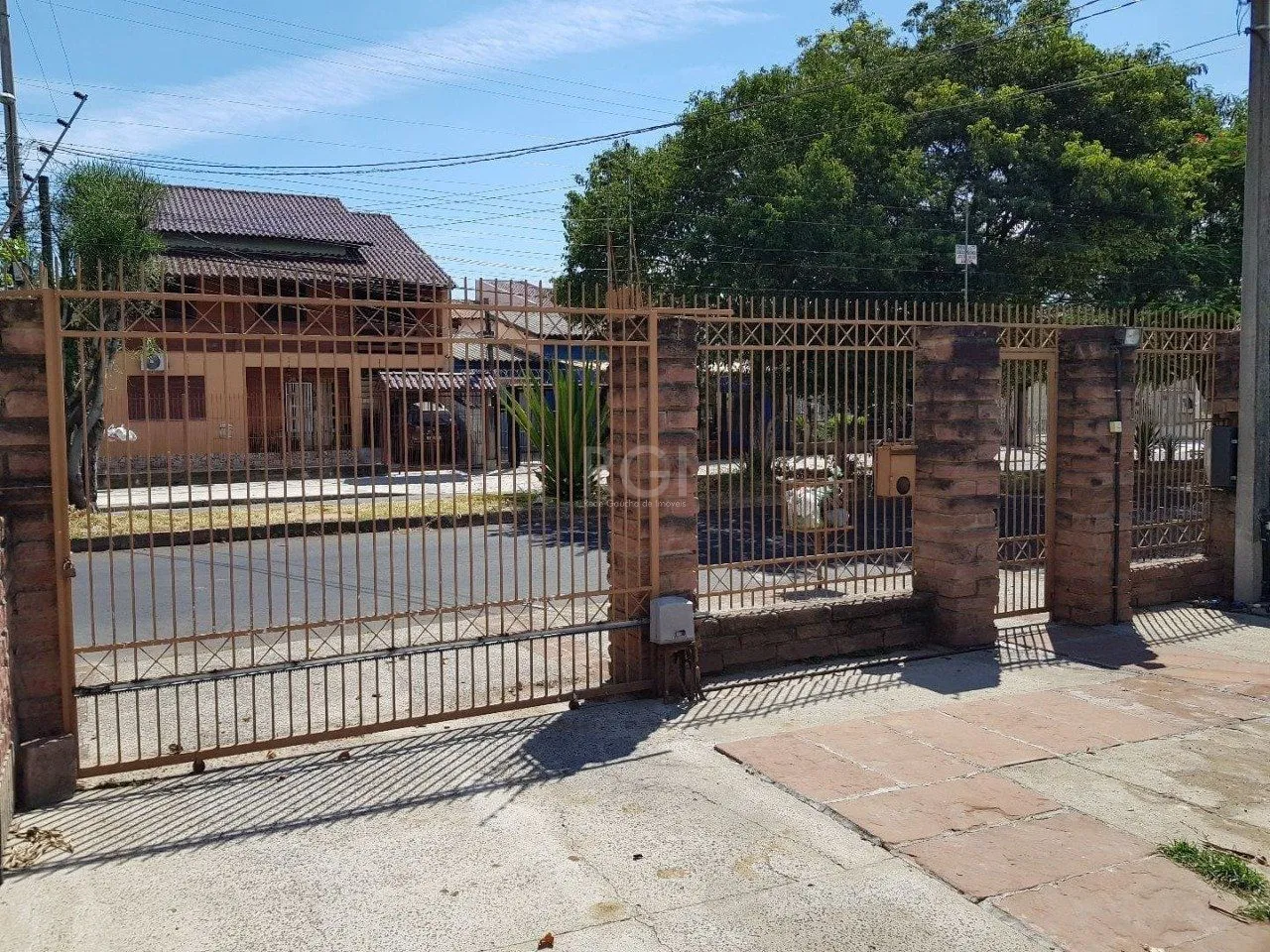 Imagem Casa para Venda - 108m², 1 dormitório, sendo 1 suites, Sarandi