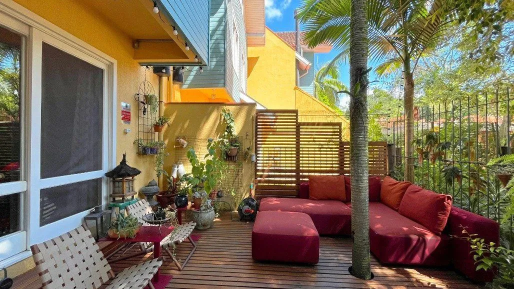 Imagem Casa em Condomínio para comprar no bairro Tristeza com 3 dormitórios