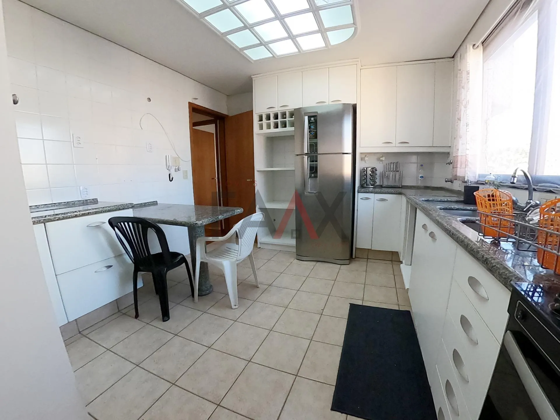 Imagem Apartamento à venda no Edifício Bourbon em frente ao Teatro Municipal no centro